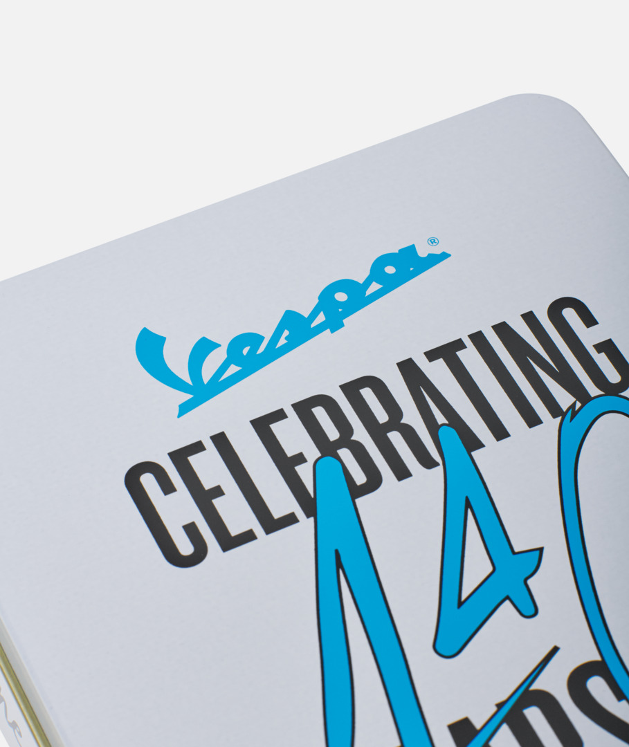 Vespa geschenkverpakking "140 jaar Piaggio"